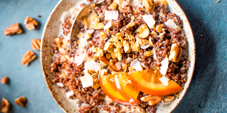 Granola caseira de laranja e noz