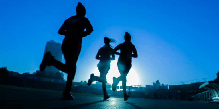 correr agasalhado