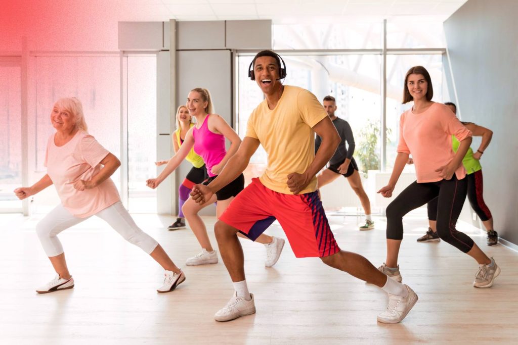 Zumba 1 modls aulasGrupo aerodance sidefoto