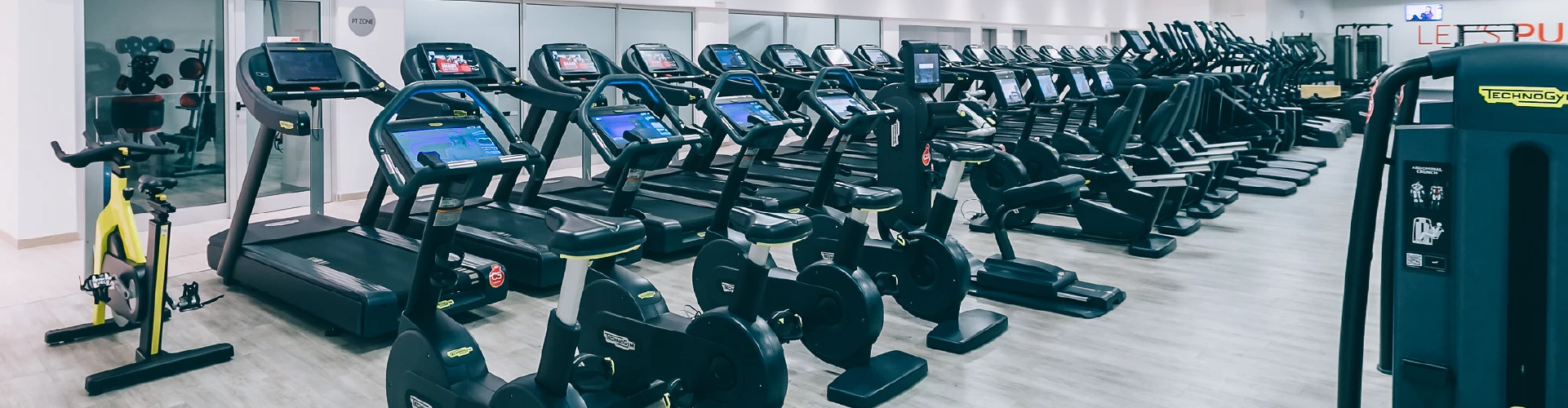 Viana do Castelo 29 Zona de treino cardiovascular com elípticas, bicicletas e passadeiras do Ginásio Solinca Guimarães