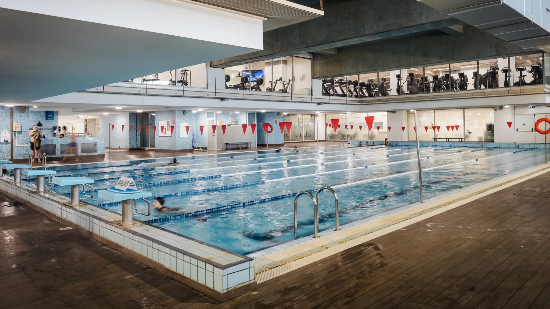 galeria_Dragao_piscina.webp